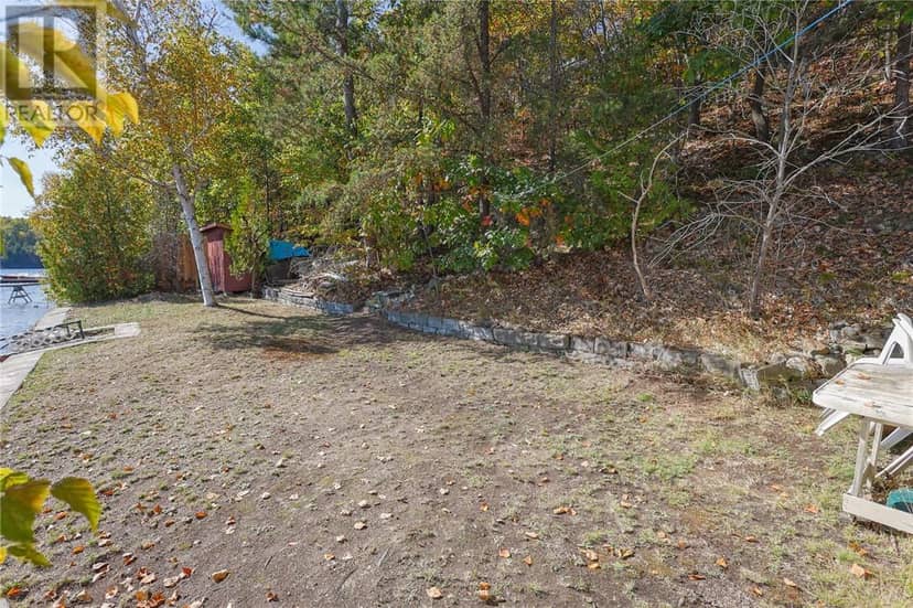 2095 Sunnyside Road — photo 27 of 33