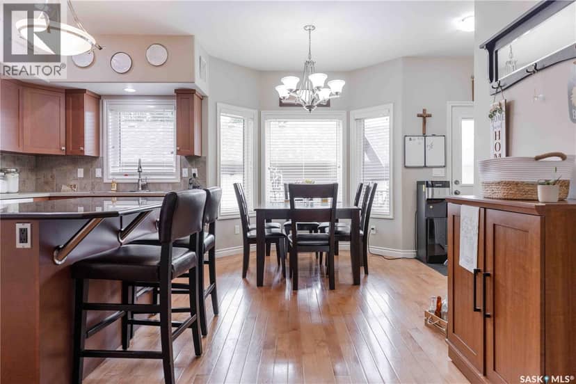 107 Galloway ROAD — photo 9 of 26