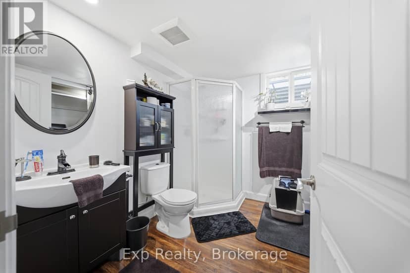 70 Tripp Boulevard — photo 27 of 40