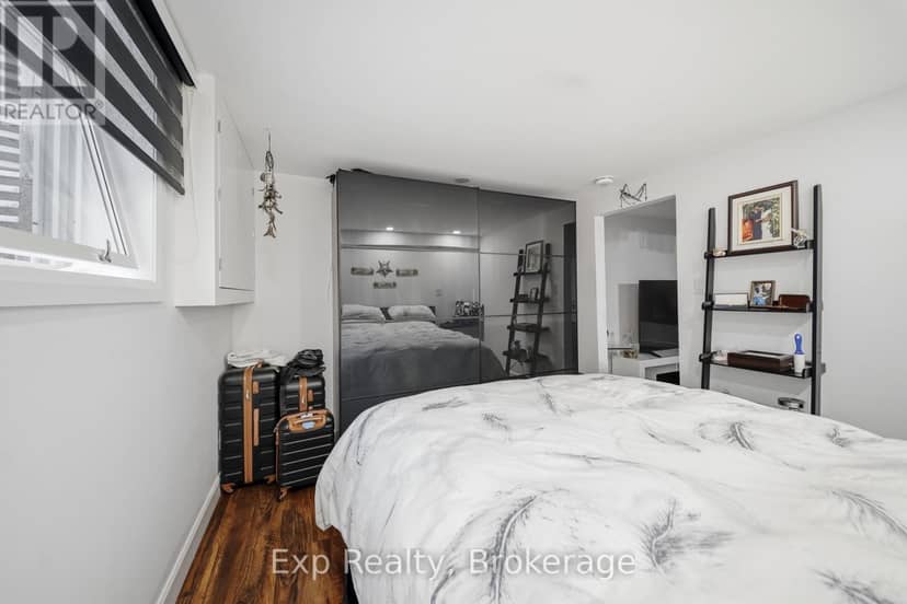 70 Tripp Boulevard — photo 31 of 40