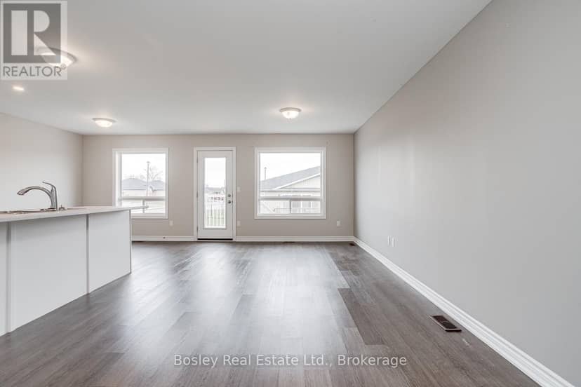 11 Tolman Street — photo 11 of 36