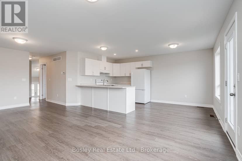 11 Tolman Street — photo 12 of 36