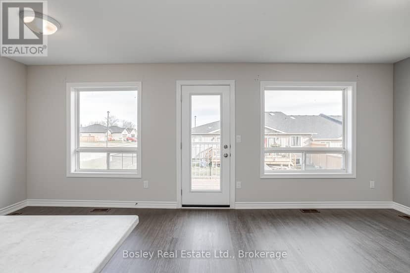 11 Tolman Street — photo 26 of 36