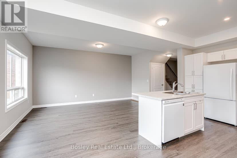 13 Tolman Street — photo 16 of 35