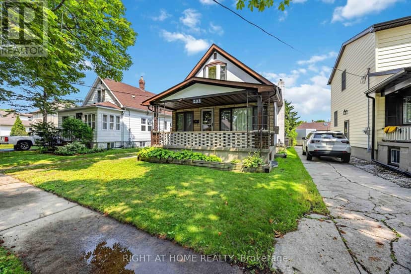 208 Ross Avenue — photo 32 of 33