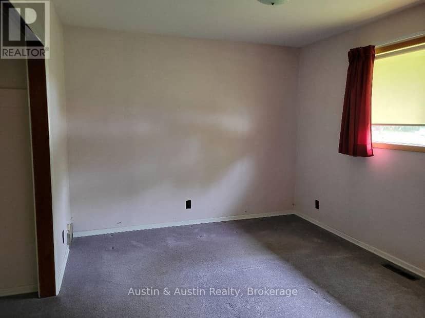 73 Goodall Street — photo 9 of 15