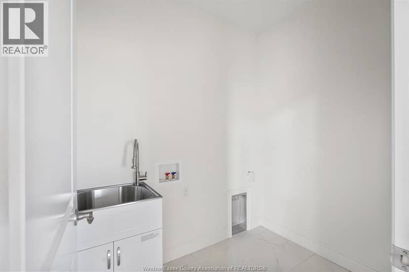 218 McLellan Avenue — photo 28 of 40