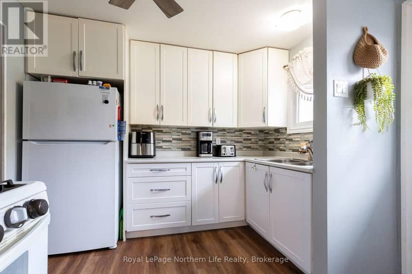 324 Main Street — photo 11 of 34