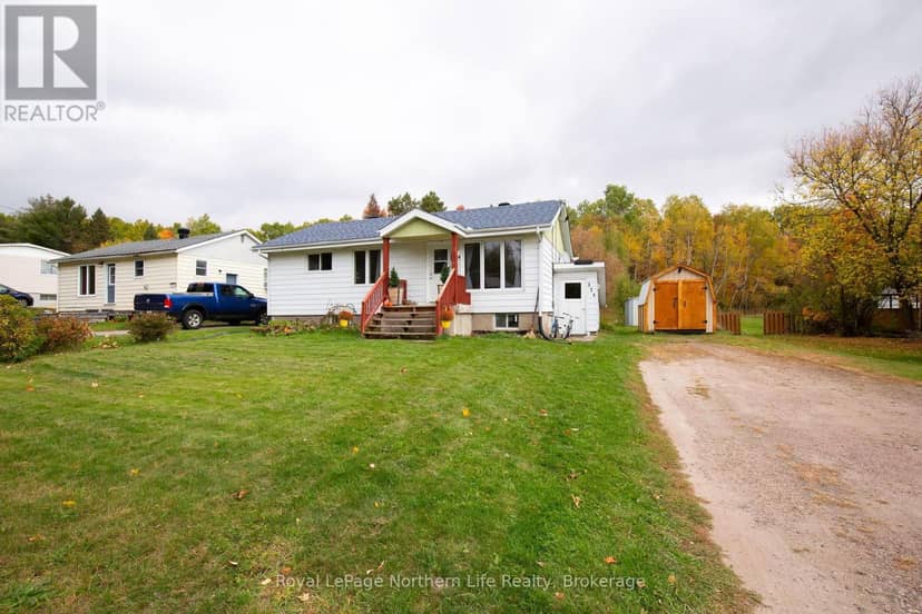 324 Main Street, Powassan, photo 2
