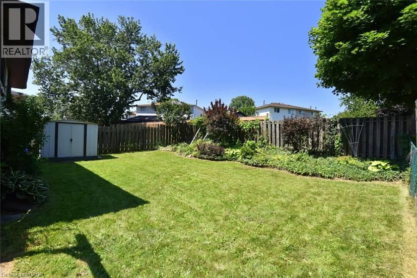 12 RAINHAM Street — photo 39 of 40
