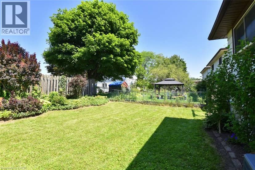 12 RAINHAM Street — photo 40 of 40