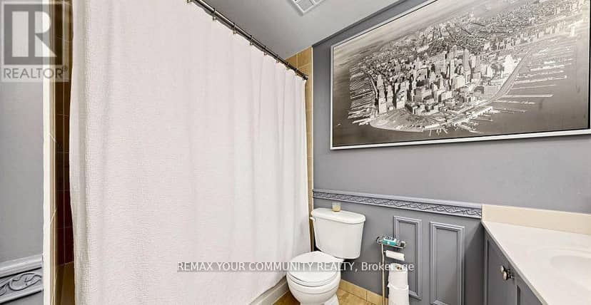 103 - 78 Harrison Garden Boulevard — photo 30 of 40