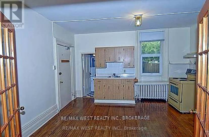 124 Baldwin Street — photo 12 of 14