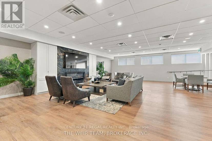 1107 - 30 Gloucester Street — photo 16 of 24