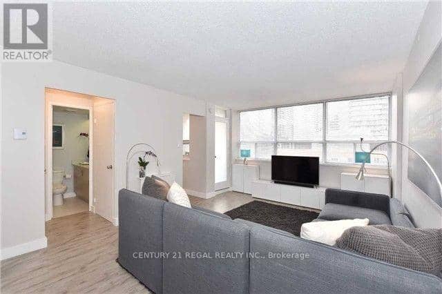 1107 - 30 Gloucester Street, Toronto, photo 3