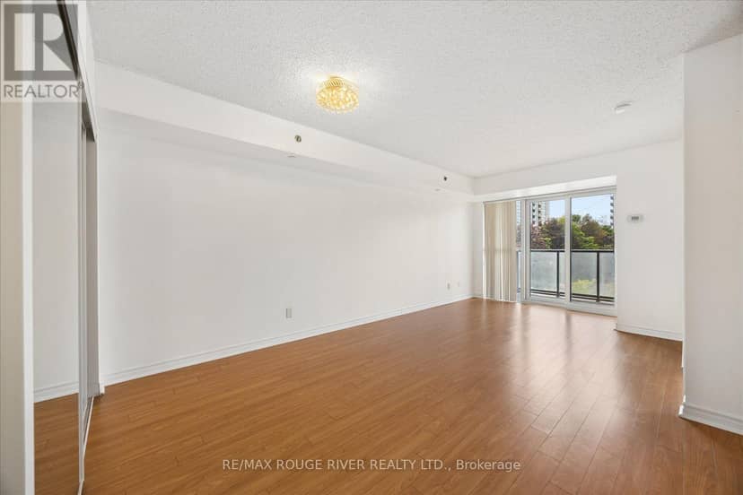 330 - 35 Saranac Boulevard — photo 5 of 25