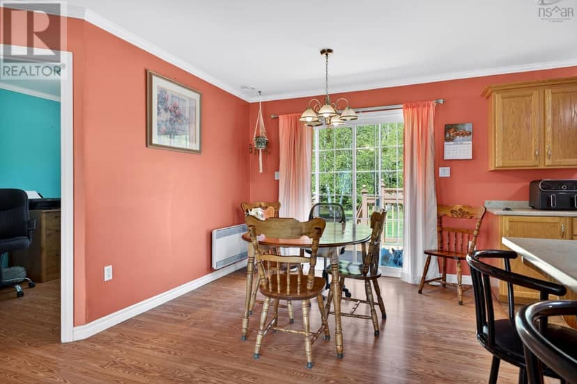 315 Highway 242, Joggins, photo 8