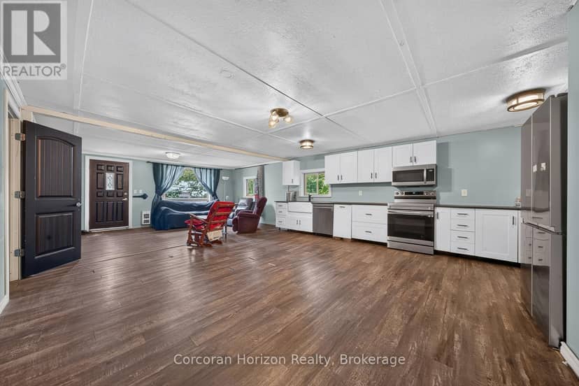 20 Parry Sound Road — photo 14 of 36