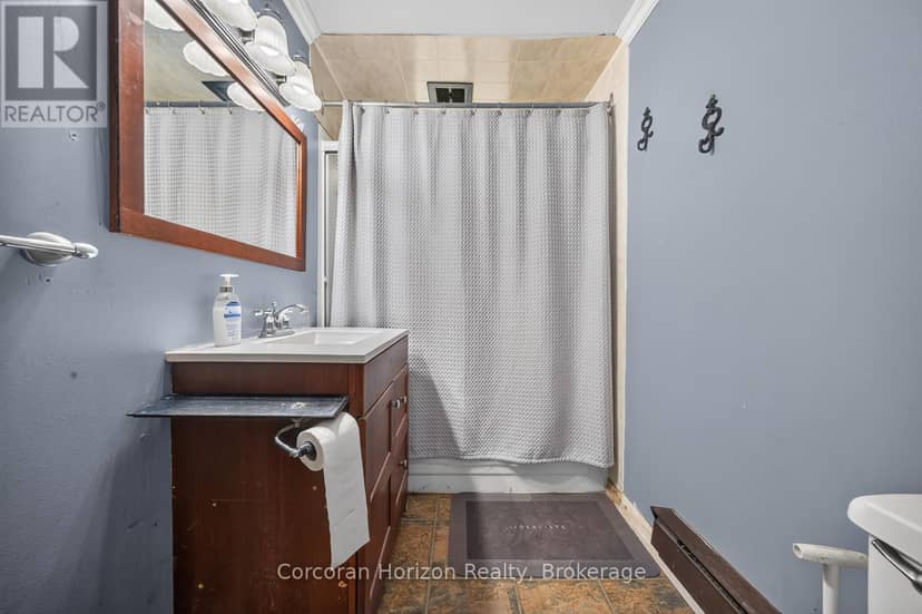 20 Parry Sound Road — photo 23 of 36