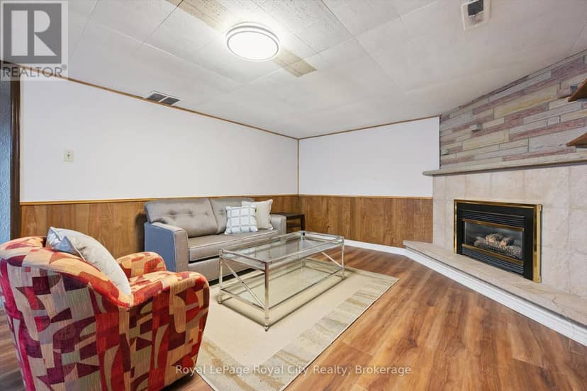 27 Palermo Crescent — photo 27 of 40