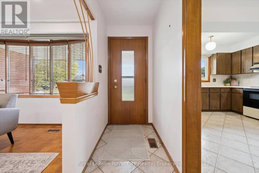 27 Palermo Crescent, Guelph, photo 7
