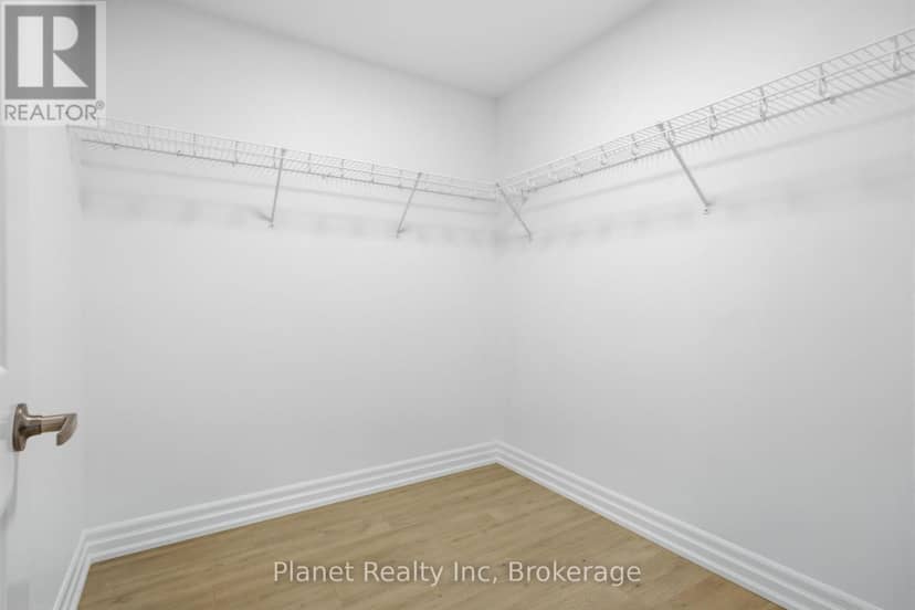 508 - 160 Macdonell Street — photo 11 of 27