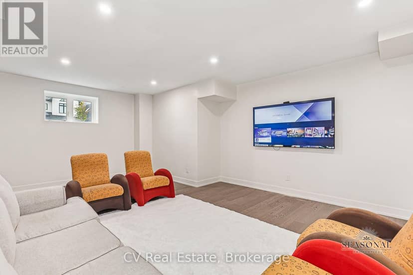 157 Springside Crescent — photo 39 of 40