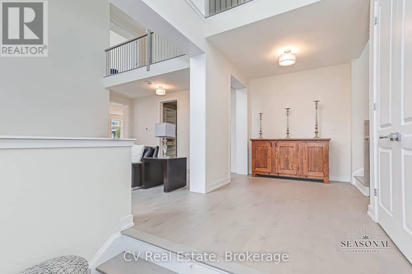 157 Springside Crescent — photo 9 of 40