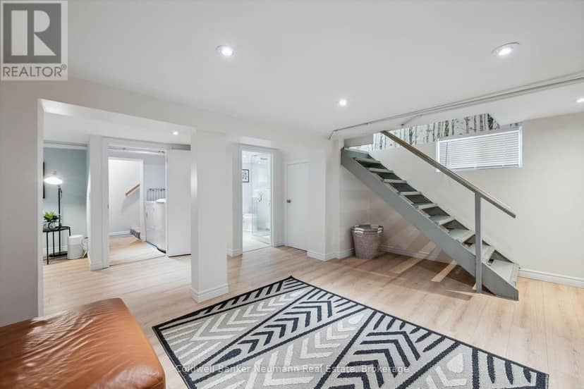 68 Albert Street — photo 19 of 38