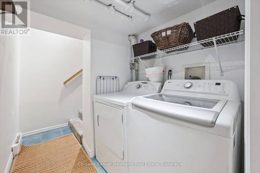68 Albert Street — photo 25 of 38