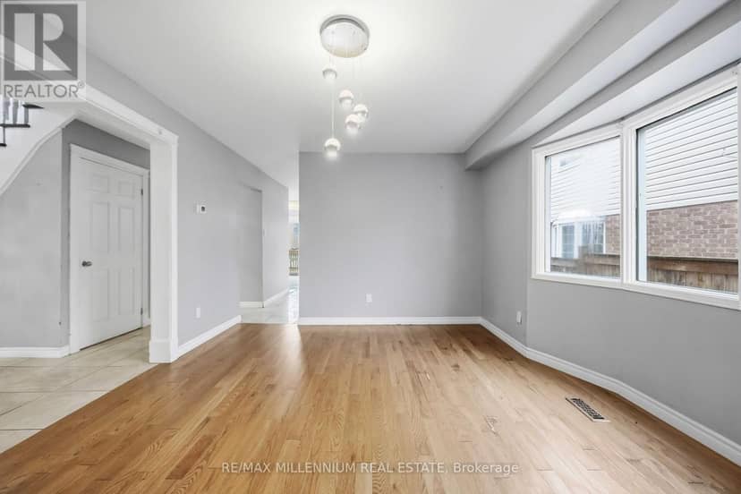 113 Glenabbey Drive — photo 7 of 36