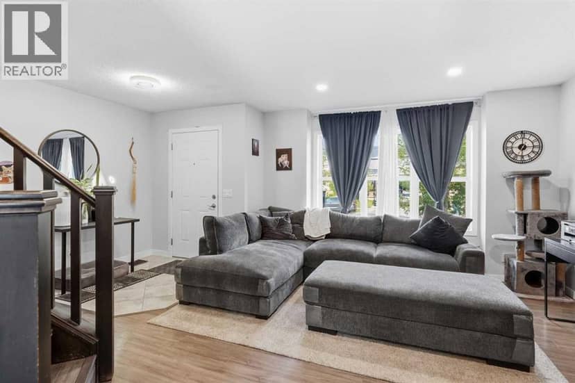 279 Everstone Drive SW, Calgary, photo 3
