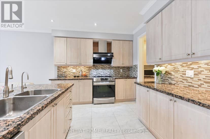 10490 Victoria Square Boulevard — photo 12 of 26
