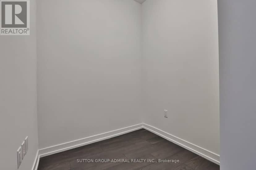207E - 8868 Yonge Street — photo 12 of 15