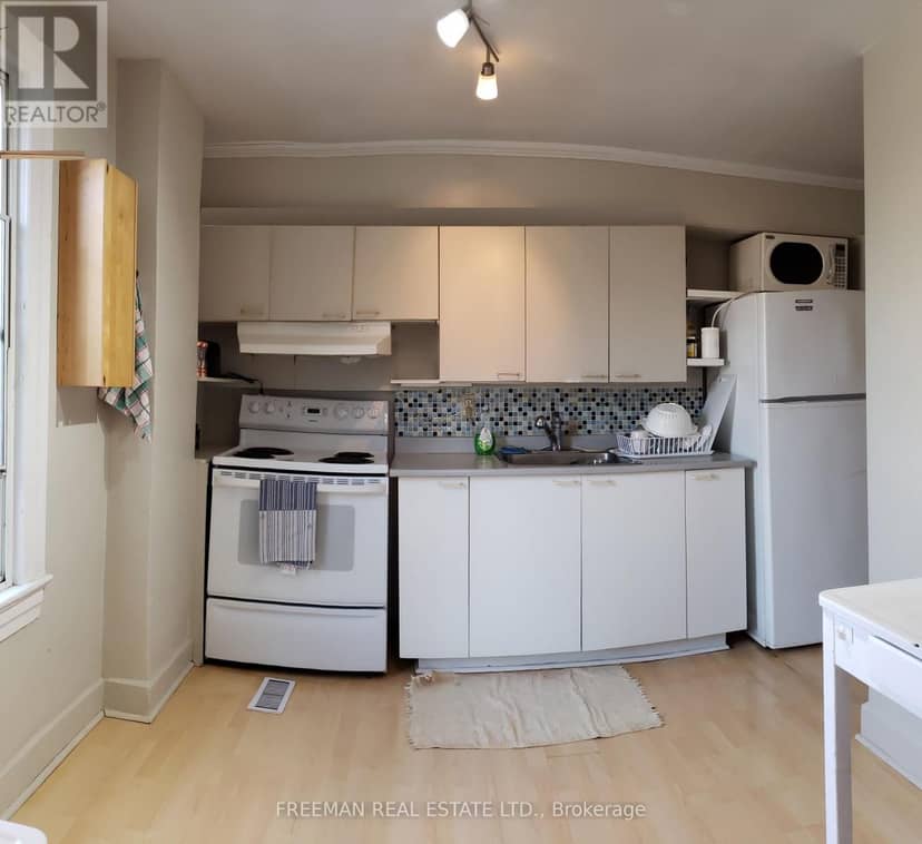203 Fairview Avenue — photo 9 of 32