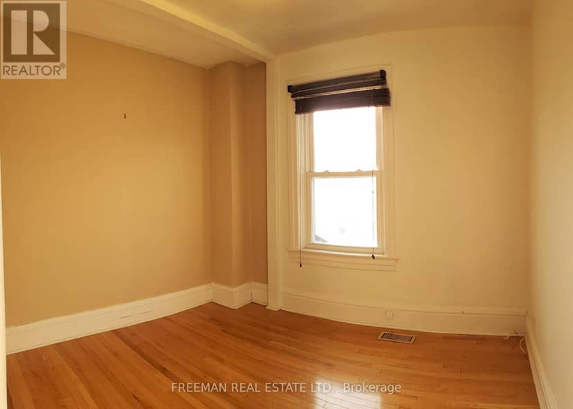 203 Fairview Avenue — photo 10 of 32