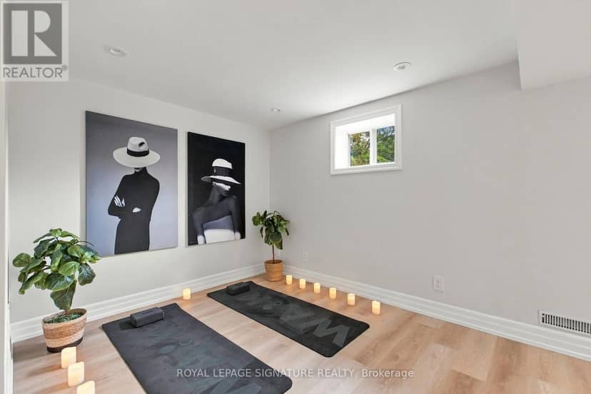 11 Brook Tree Crescent — photo 24 of 40