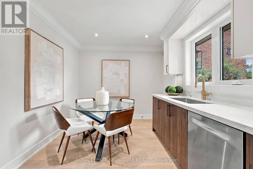 11 Brook Tree Crescent — photo 6 of 40