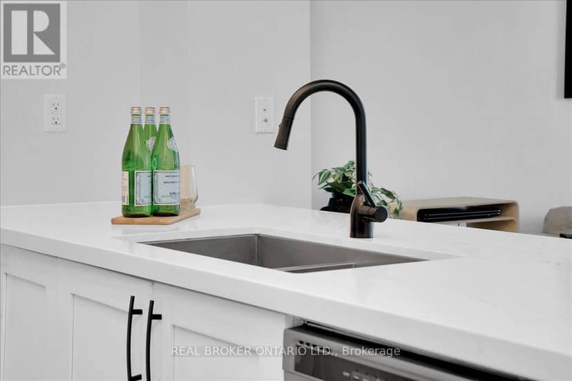 805 - 4065 Brickstone Mews — photo 18 of 40