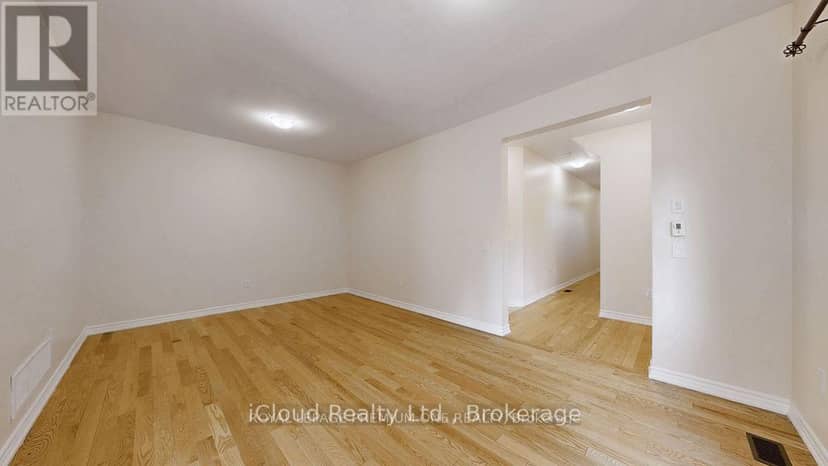 344 Ridley Crescent — photo 7 of 40