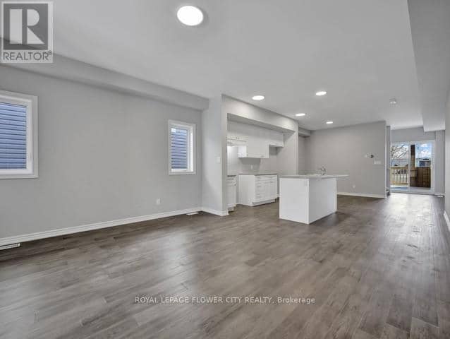 59 Superior Street — photo 11 of 37
