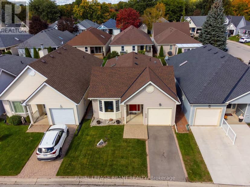 12 Hawkins Crescent — photo 31 of 34