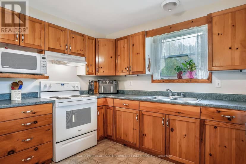 5073 Weslemkoon Lake Road — photo 11 of 29