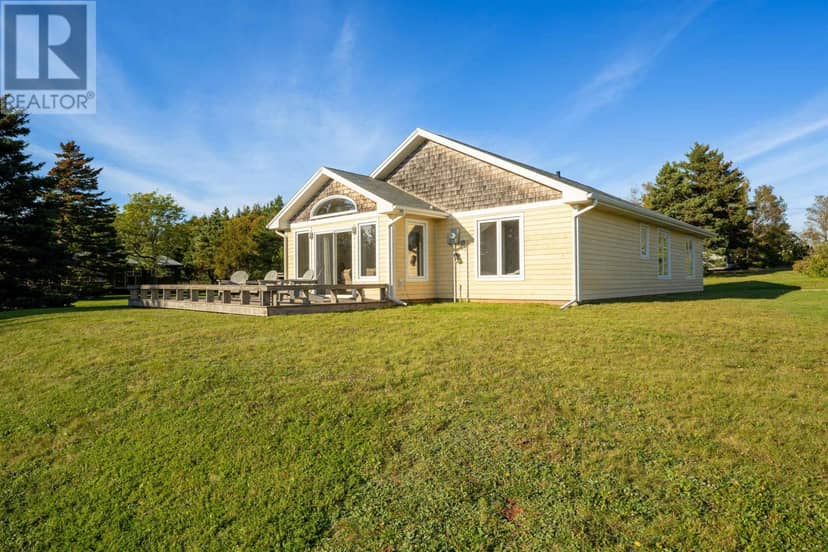 25 BURNS Avenue, Stanley Bridge, photo 2