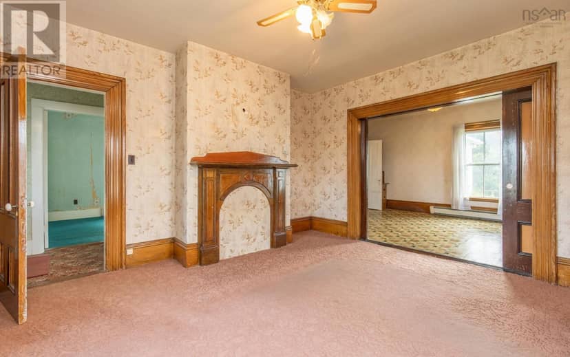 212 Highway 203 — photo 19 of 40