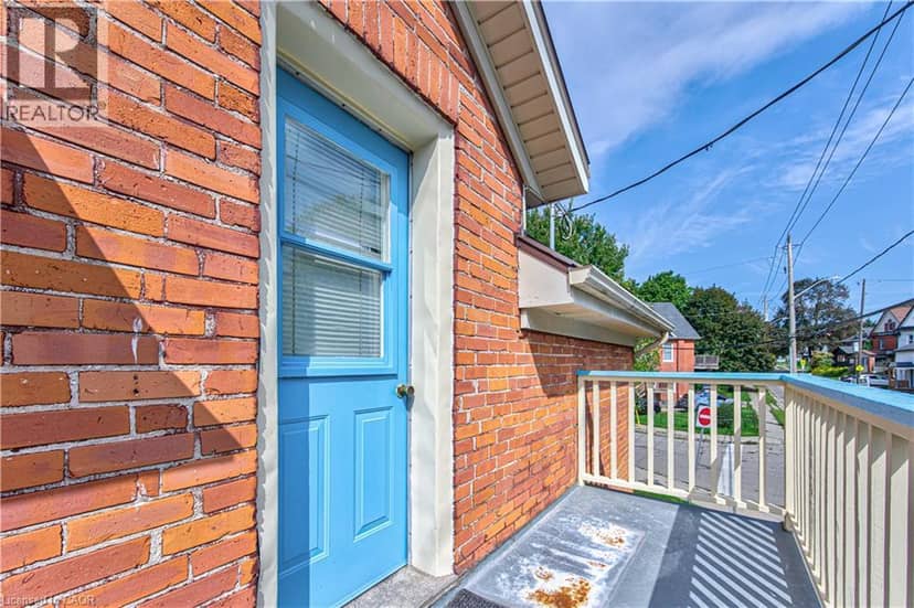 217 LANCASTER Street E — photo 25 of 37
