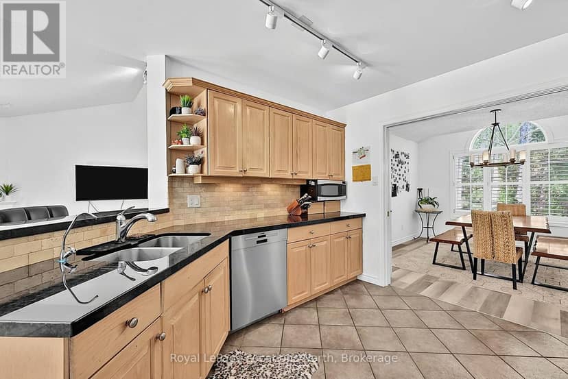 39 Forest Drive — photo 16 of 40