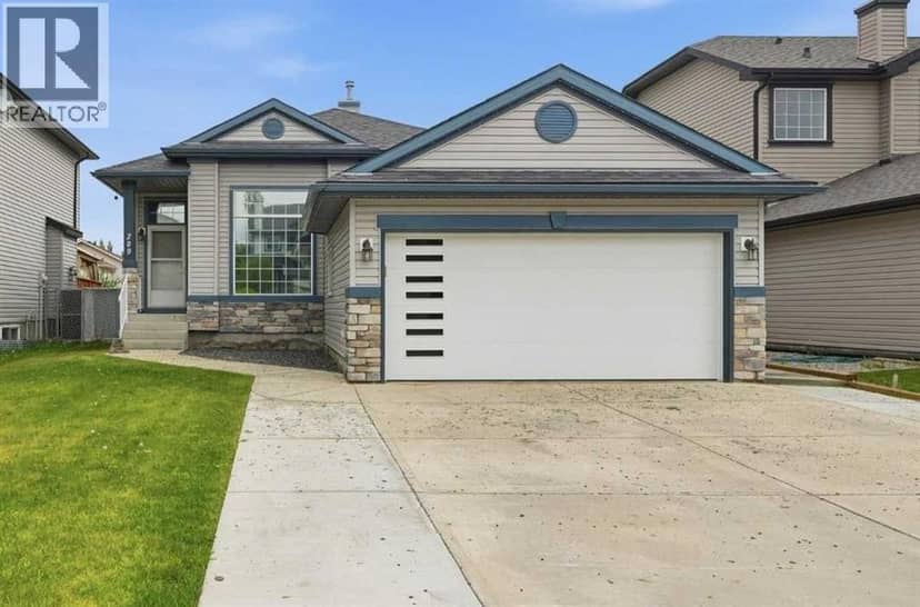 209 Oakmere Close, Chestermere, photo 2