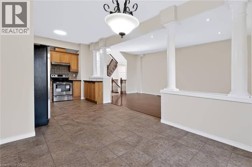 488 STONEHENGE Drive — photo 18 of 38