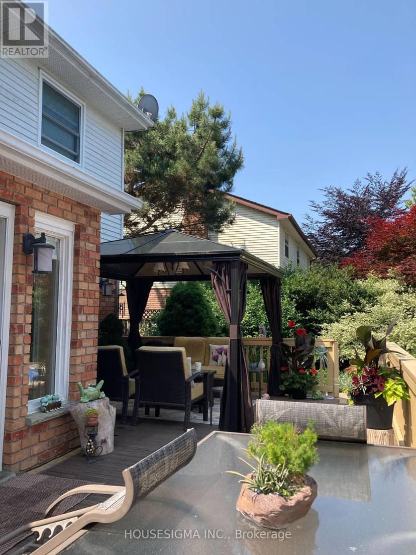 18 Jennifer Gardens — photo 40 of 40